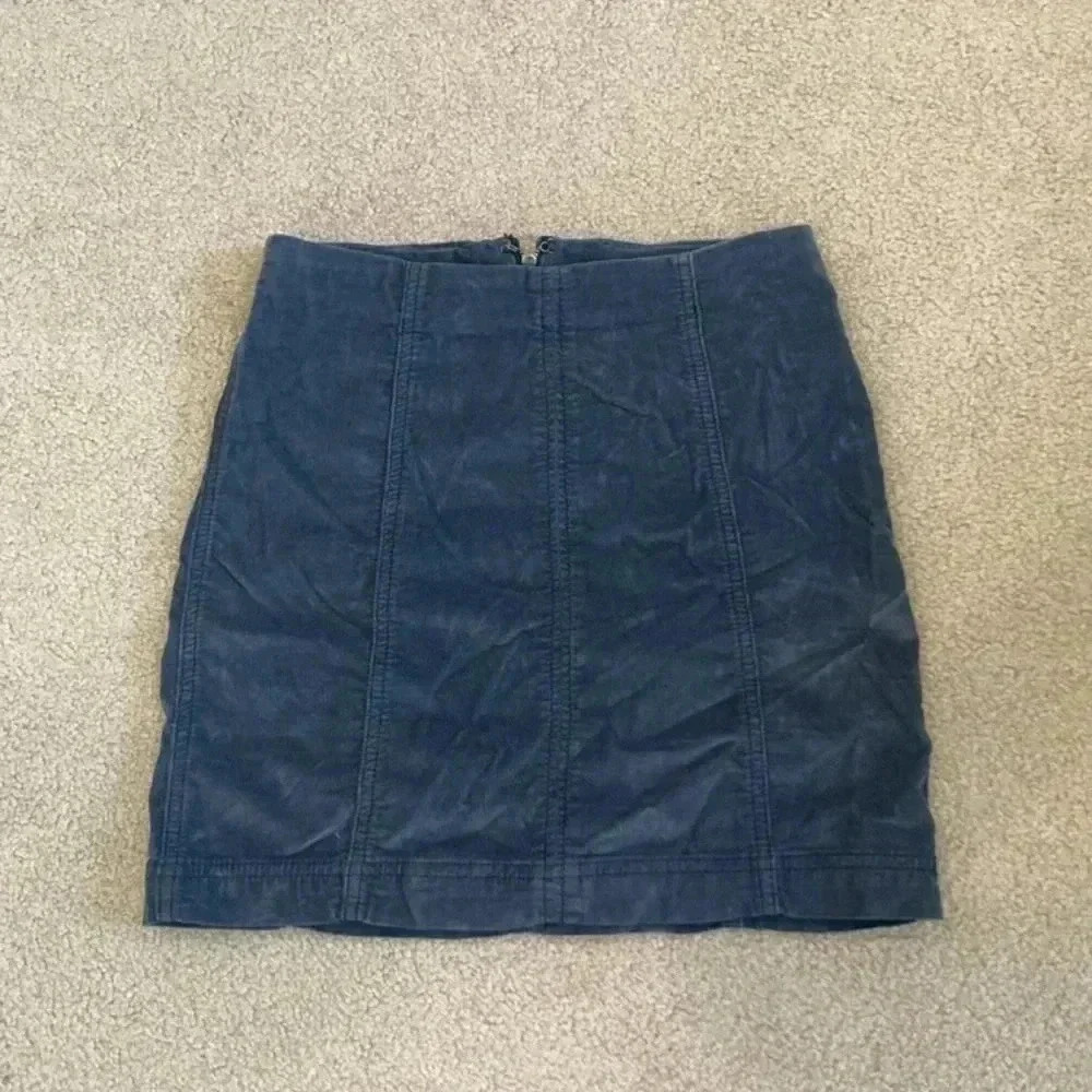 Free people navy blue corduroy denim skirt in size 2